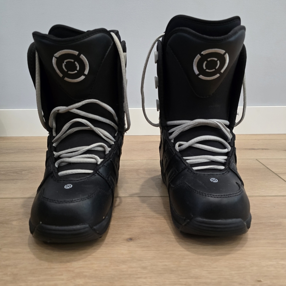 Nitro Snowboard Boots 10 Tyrant Black Snowboarding Athletic Winter Sport - Picture 2 of 11